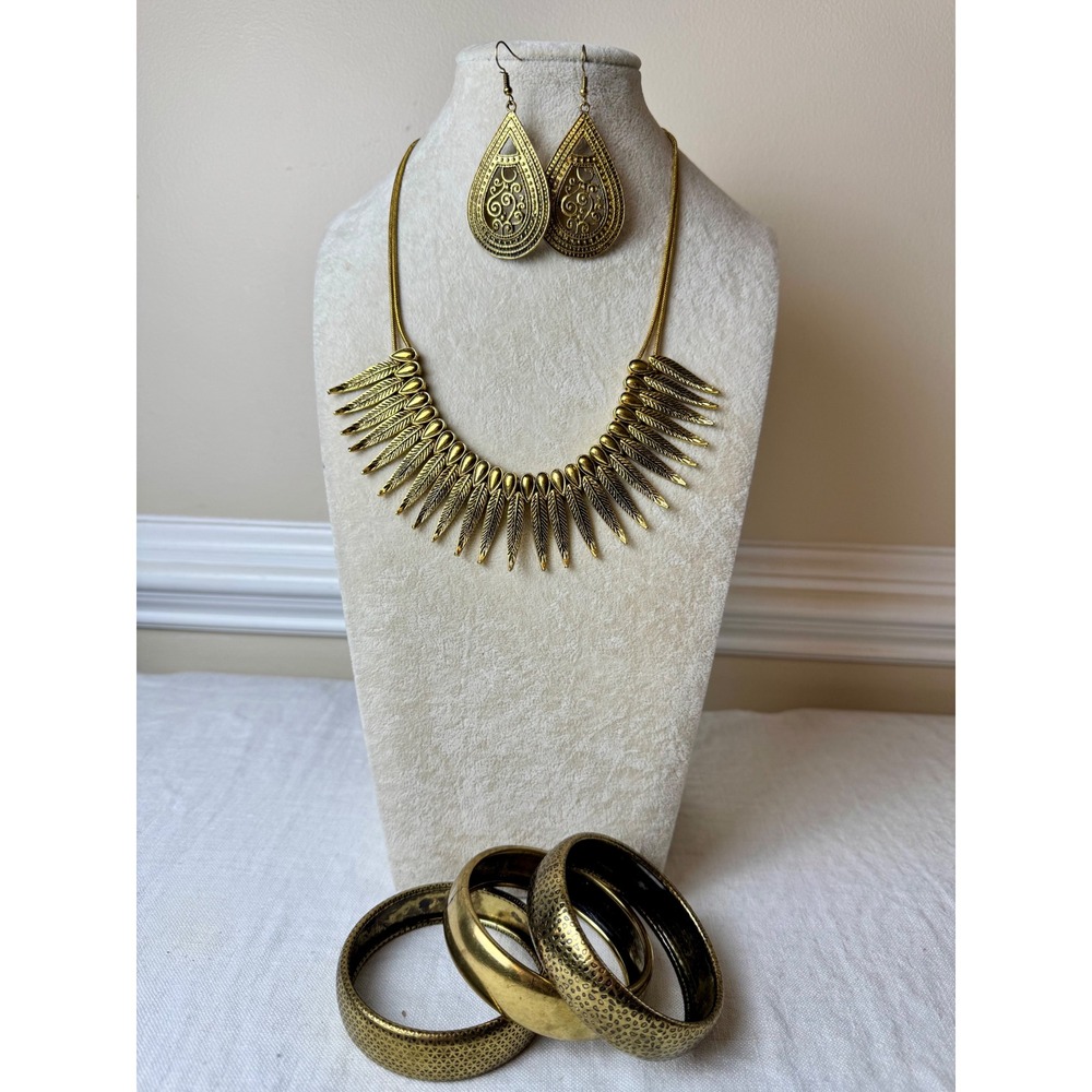 Vintage Gold Tone Moroccan Style Statement Jewelry Set Necklace Earrings Bangles